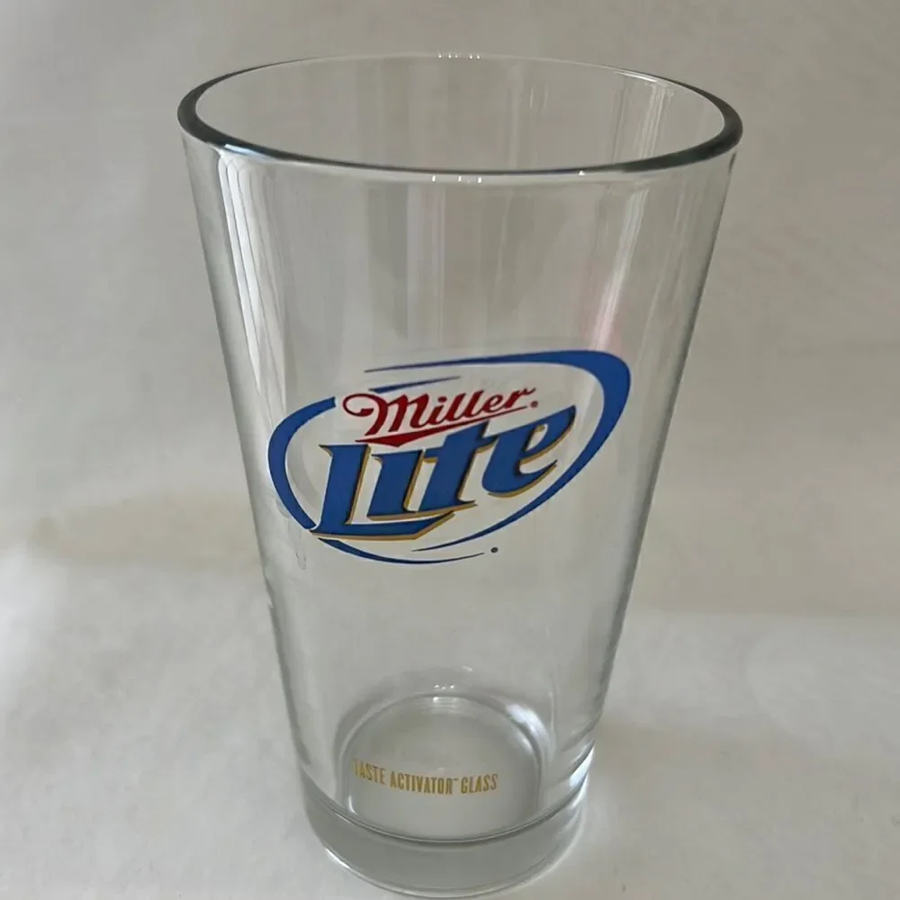Miller Lite Beer Glass 16 Oz Taste Activator Glass  3 1/2 In Round 6 In Tall